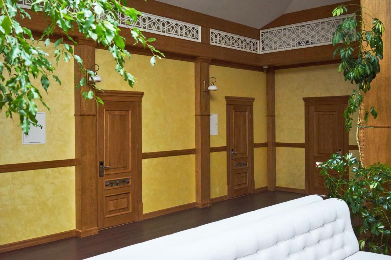 Східний Hotel Berezhany Exterior foto